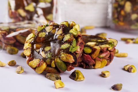 Round Deluxe Pistachio Raha