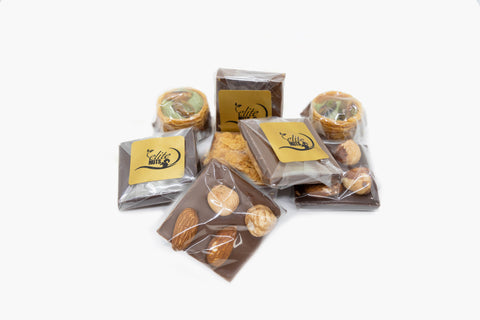 Wrapped Chocolates Assortment With Nuts02